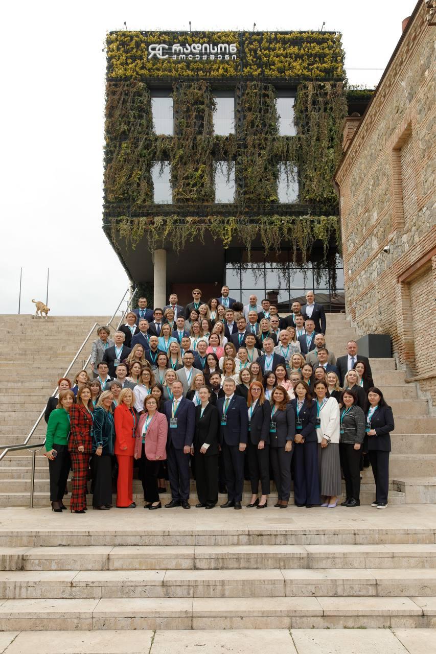 Conference — group portrait, Radisson Tbilisi